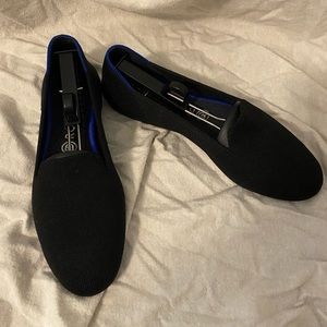 VGUC Black Rothy’s loafers size 10